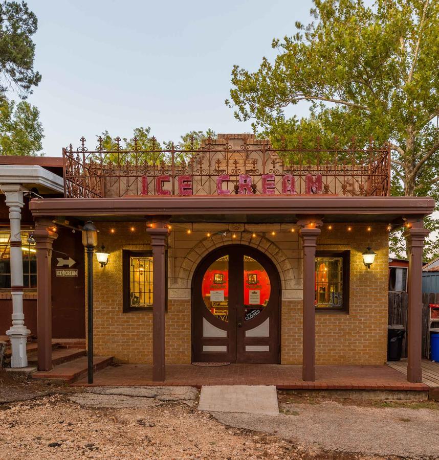 Отель 7A Ranch Уимберли Экстерьер фото